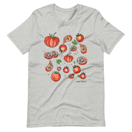 'Tomato Lover' t-shirt with a graphic of various tomatoes on it.