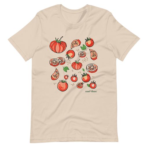 'Tomato Lover' t-shirt with a graphic of various tomatoes on it.